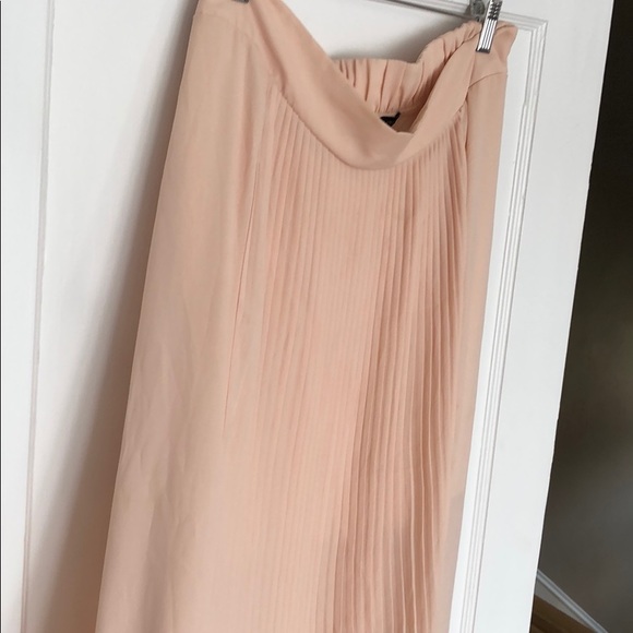 Peach maxi skirt - Picture 3 of 5